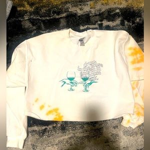 Drunk in the house and I’m in the house drunk cropped sweatshirt